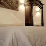 La Maison Bed & Breakfast