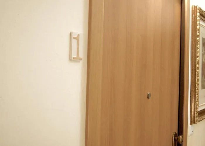 Bed & Breakfast La Maison 2*